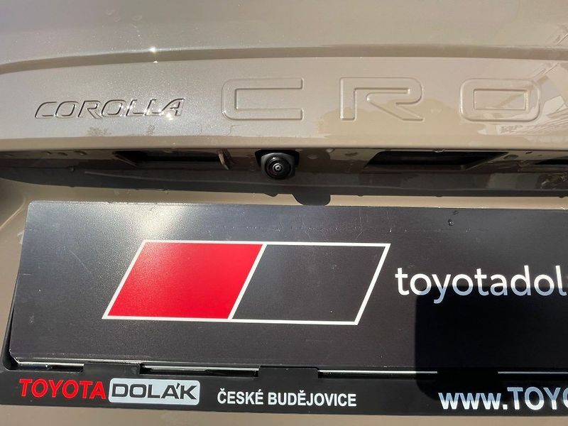 Toyota Corolla Cross 1.8 Hybrid 140 HP STYLE - fotka 12 z 30