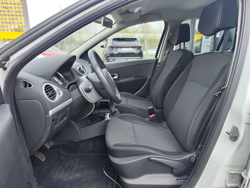 Renault Clio 1.5 DCi/55kW ČR - fotka 12 z 22