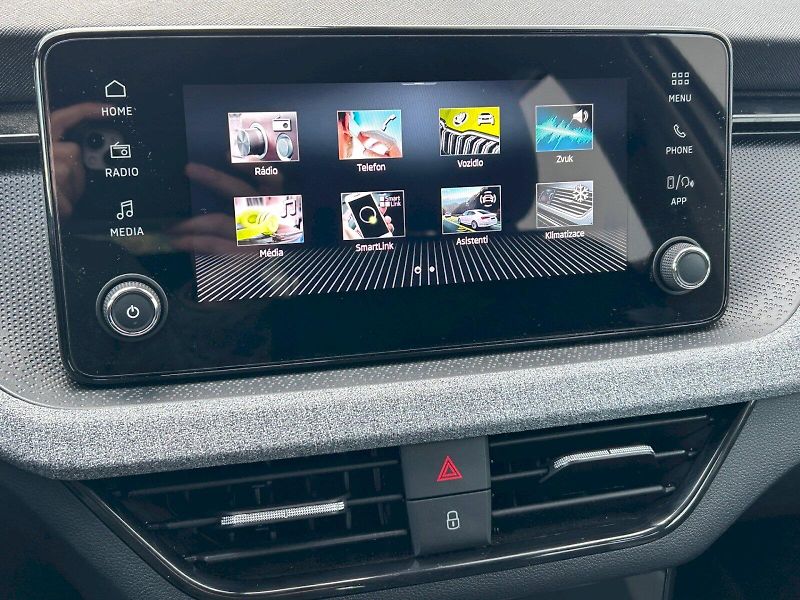 Škoda Scala (2025) Selection 1.0 TSI 85 kW - fotka 19 z 29