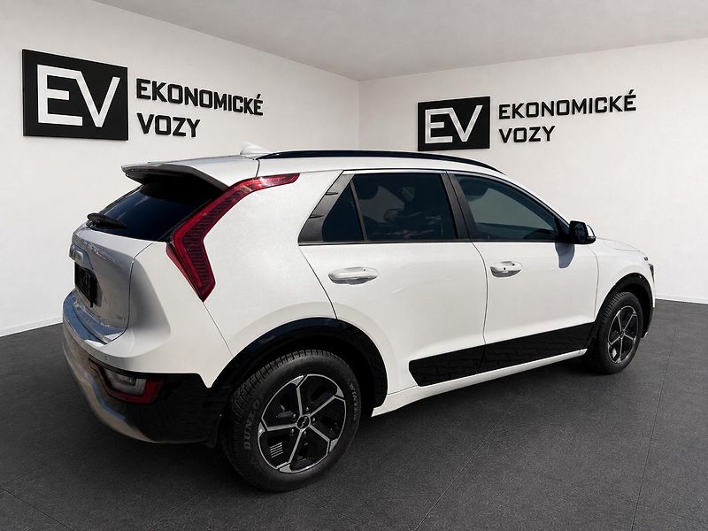 Kia Niro (2023) 1.6 GDI,HEV,REZERVOVÁNO - fotka 7 z 43