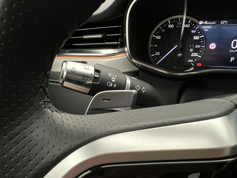 Jaguar F-Pace D200 R-DYNAMIC S AWD AUT - fotka 24 z 44