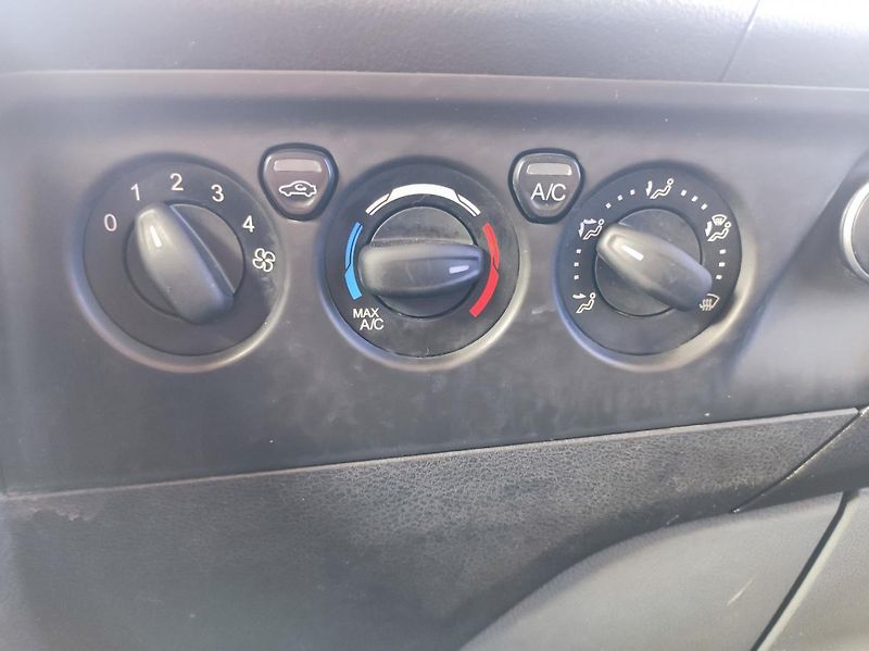 Ford Transit Custom (2017) - fotka 15 z 20