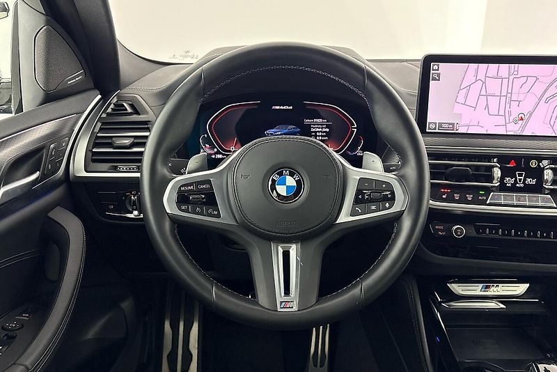 BMW X4 M40d - fotka 21 z 26