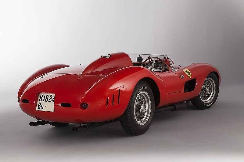 Ferrari 335 S Spider Scaglietti z roku 1957.