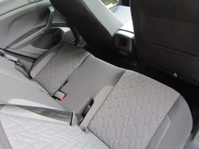 Volkswagen T-Cross People 1.0 TSI 85 kW 6G - fotka 26 z 30