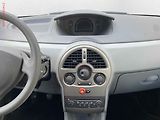Renault Modus (2010) 1.2, AC, TZ - náhled 12