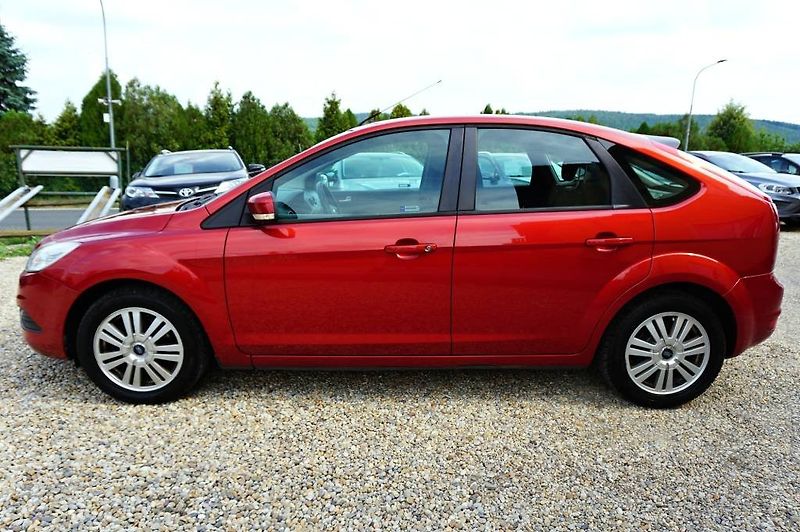 Ford Focus (2009) TREND 1,6 16V 74 kW - fotka 7 z 36