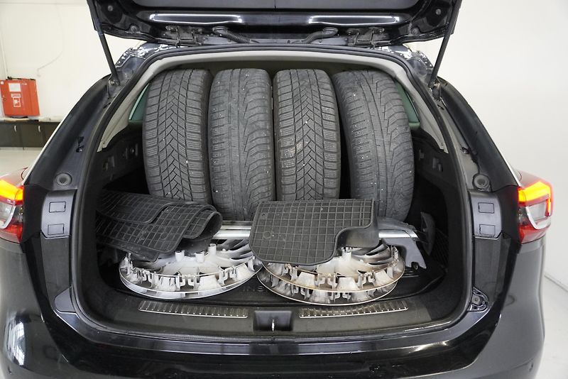 Opel Insignia 2,0 CDTI 125 kW SPORT AUTOMAT - fotka 5 z 29