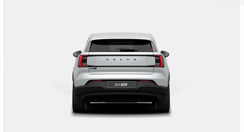 Volvo EX30 (2026) P8 AWD BLACK EDITION PLUS AUT - fotka 4 z 13