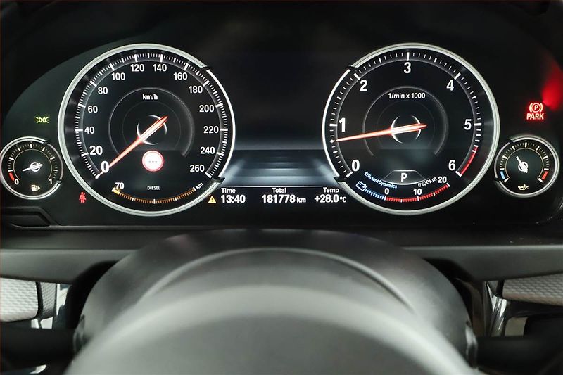 BMW X6 (2018) xDrive30d - fotka 8 z 27