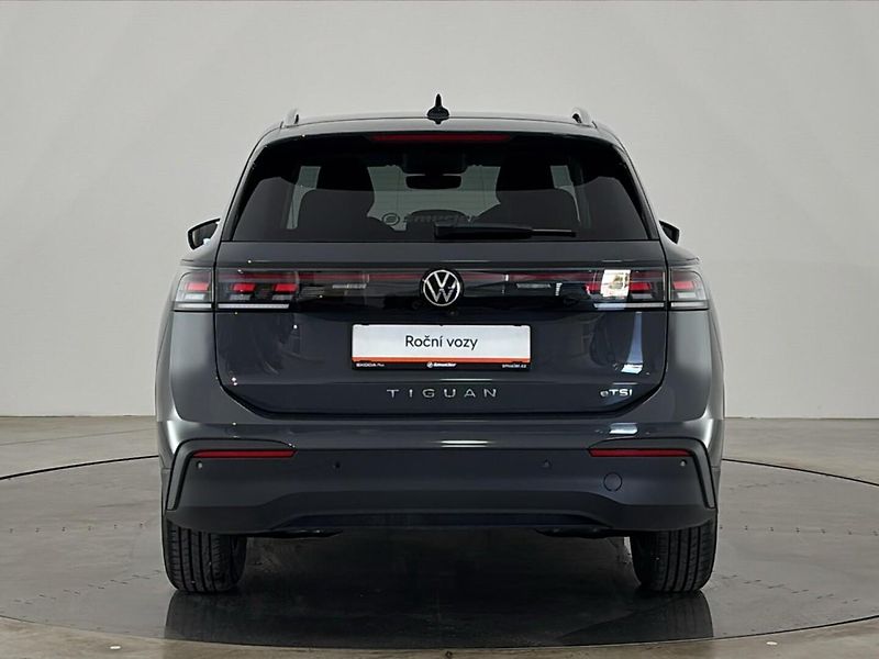 Volkswagen Tiguan Life - fotka 17 z 30