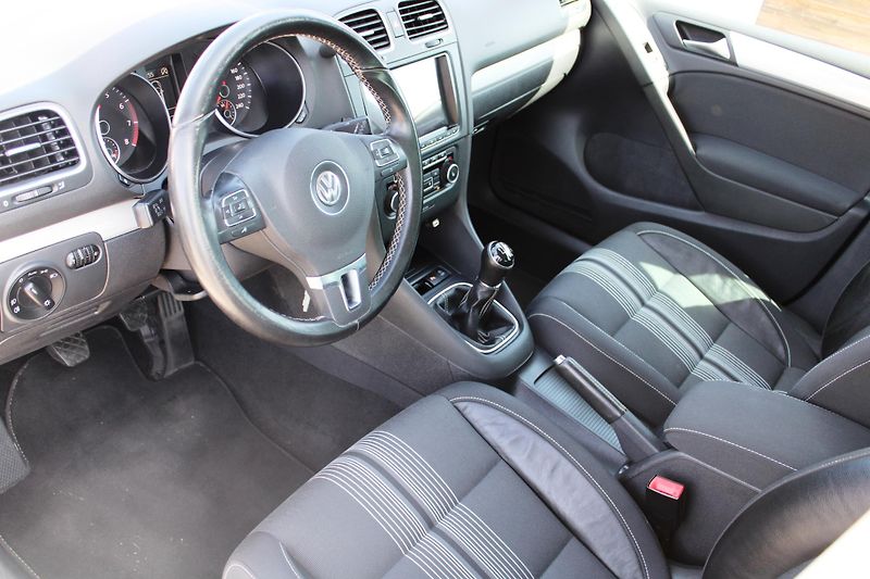 Volkswagen Golf (2012) 1,2TSI MATCH EL.OKNA NAVI ALU - fotka 9 z 22