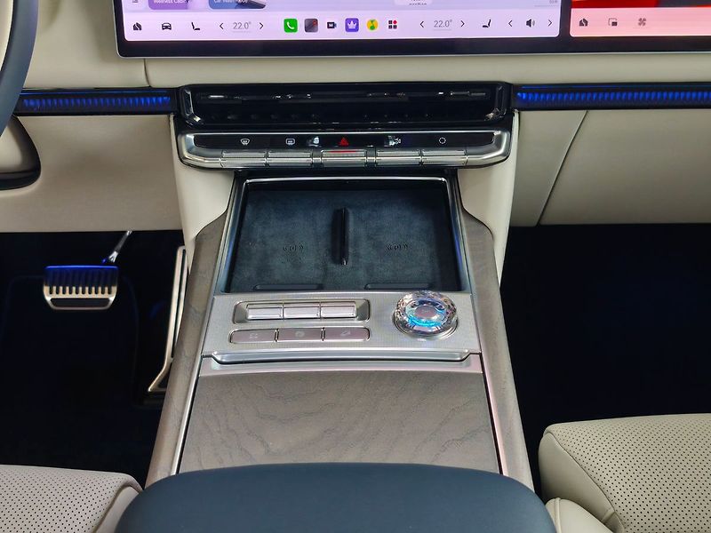 ZEEKR 9X Ultra 70 kWh Ultraluxusní PHEV - fotka 13 z 32