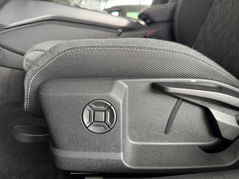 Audi A5 TFSI 150kW*S-LINE*REZERVACE! - fotka 31 z 37