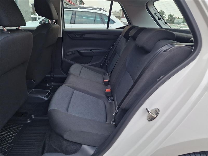 Škoda Fabia 1.0TSI 70kW, původ ČR, 1.Maj. - fotka 17 z 46