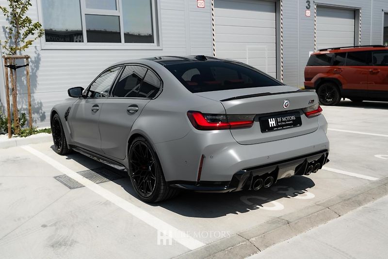 BMW M3 (2022) Competition xDrive 375kW - fotka 8 z 30