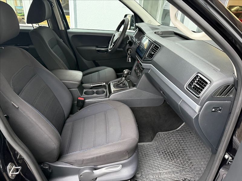 Volkswagen Amarok 3,0 V6 Hardtop,po servisu - fotka 12 z 38