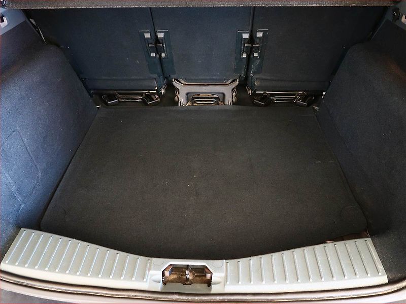 Ford C-MAX (2010) 1.6 i, servisované - fotka 13 z 14