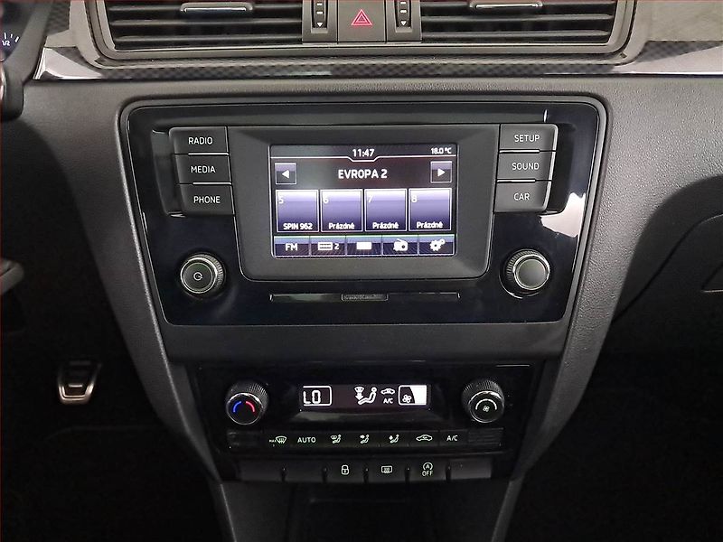 Škoda Rapid (2016) Spaceback 1.2 TSI, ČR,1.maj - fotka 12 z 18
