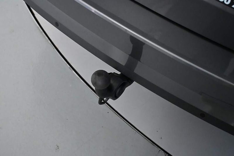 Škoda Superb (2023) 2.0 DSG Matrix LED STYLE ACC V - fotka 24 z 36