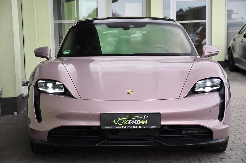 Porsche Taycan PERFORMANCE BATTERY PLUS - fotka 9 z 42