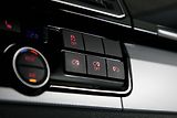 Volkswagen Multivan 2.0TDI 146KW DSG 4x4 Highline - náhled 19