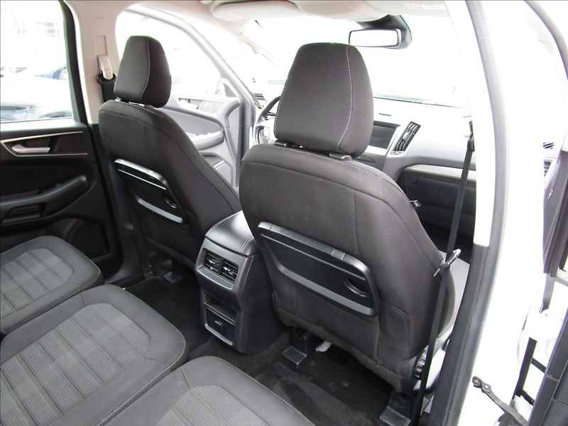 Ford Galaxy 1.5 EcoBoost, aut. Klima, 7 mí - fotka 22 z 46
