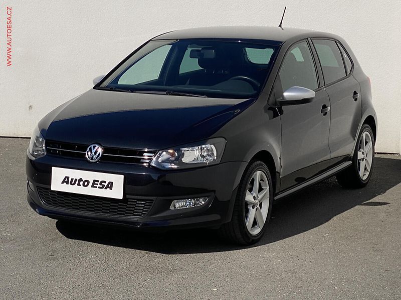 Volkswagen Polo (2014) 1.2 HTP BlackEdition, AC - fotka 3 z 15