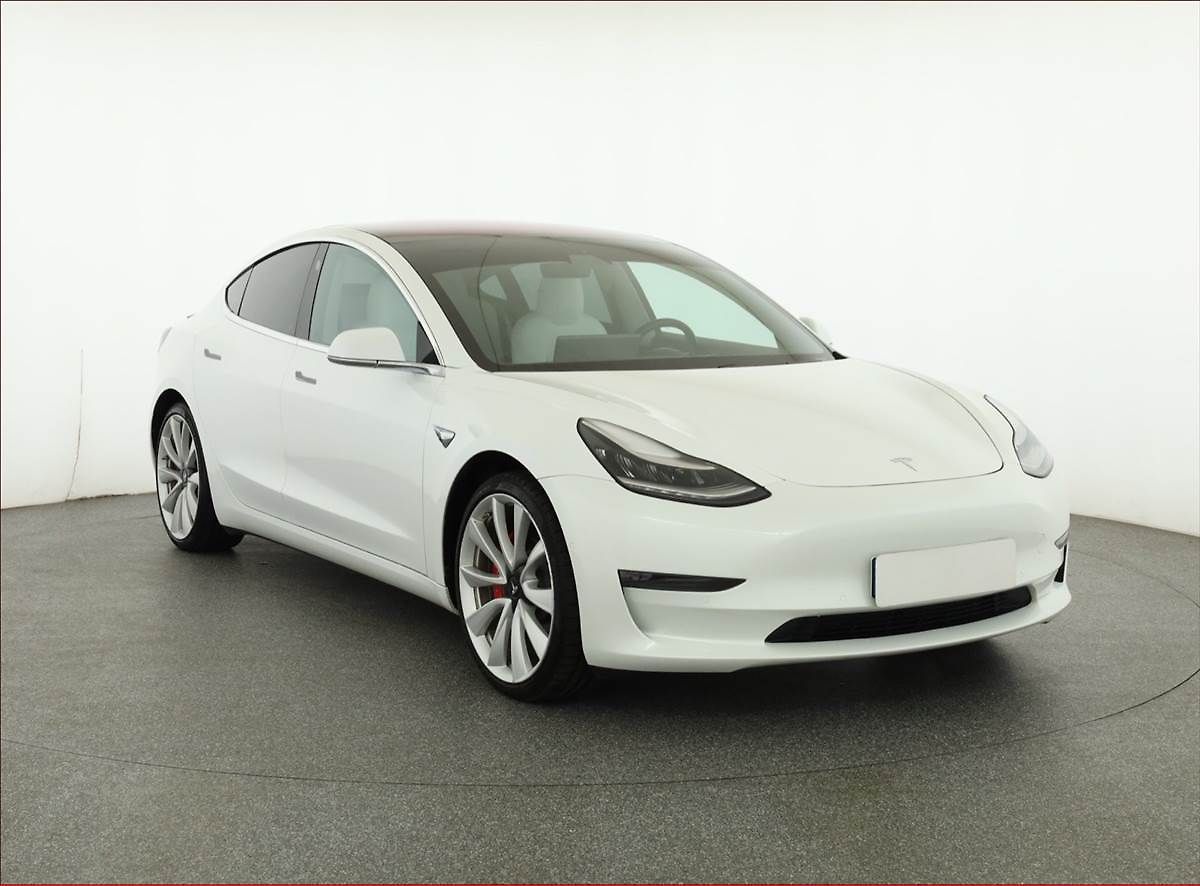 Tesla Model 3 Performance 78kWh, SoH 82%
