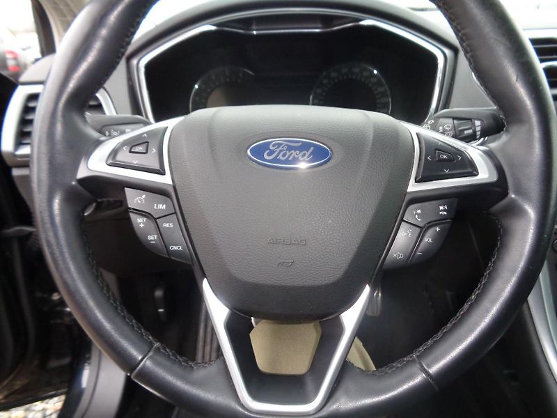 Ford Mondeo 2,0 - fotka 11 z 16