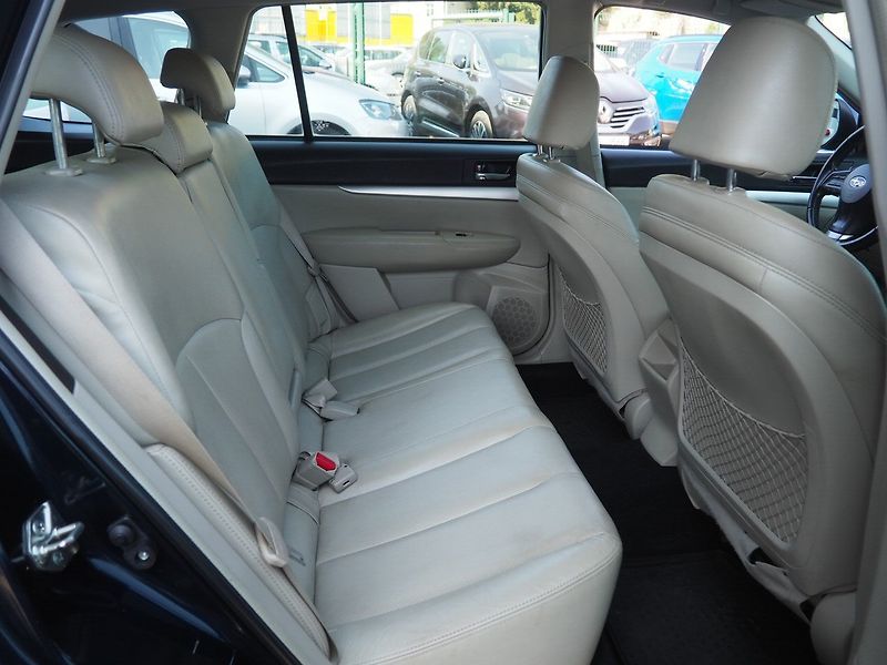 Subaru Outback (2013) 2.0 D 110kW, AWD, AT, Navi - fotka 15 z 39
