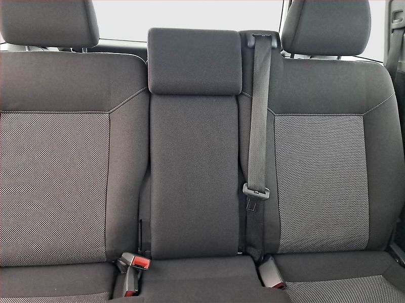 Opel Zafira (2009) 1.6, 7 míst - fotka 10 z 19