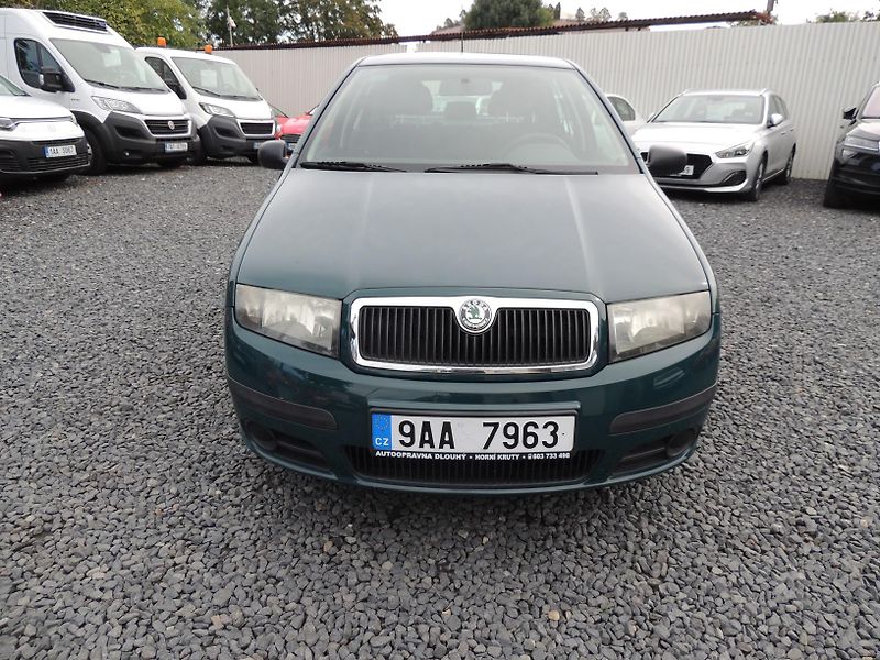 Škoda Fabia (2005) 1.2HTP,40kw,ČR,1majitel - fotka 2 z 33