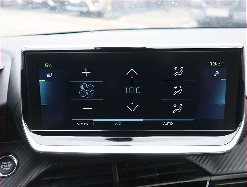 Peugeot 208 (2020) GT 50 kWh, SoH 92%, Automat - fotka 18 z 26