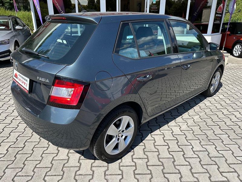 Škoda Fabia 1,2TSI 66kW - fotka 7 z 19