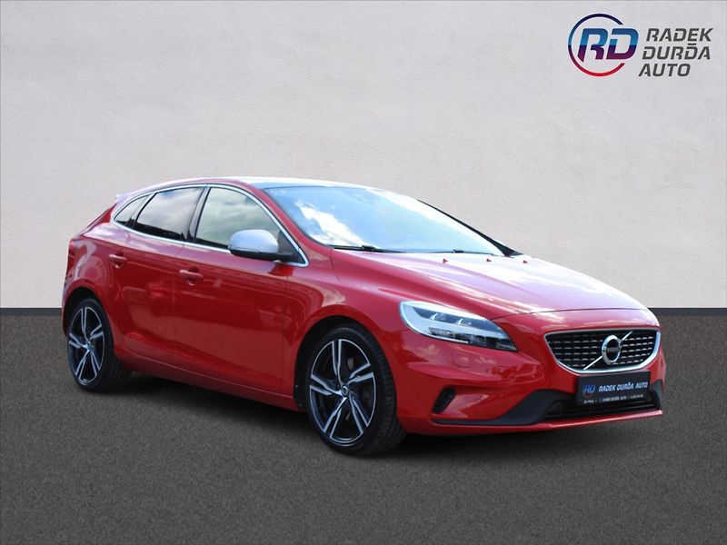 Volvo V40 2,0 D3  R-DESIGN,AUTOMAT - fotka 3 z 36