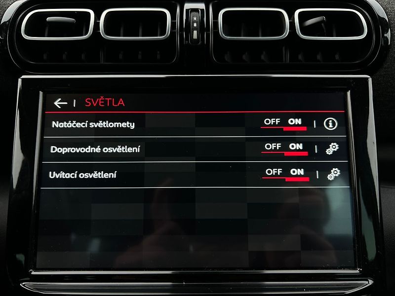 Citroën C3 Aircross (2022) 1.2 PureTech-ALU-P-KAMERA - fotka 39 z 46