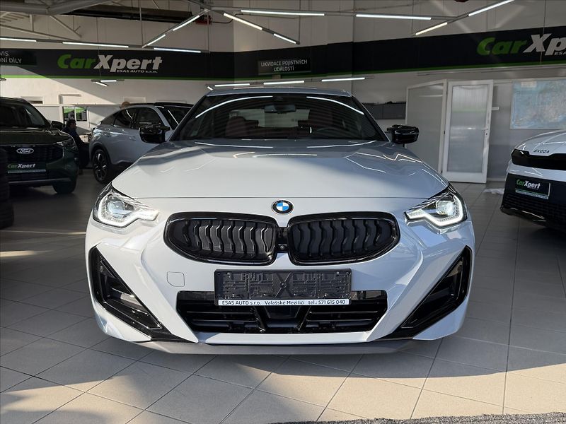 BMW Řada 2 3,0   M240i X-Drive - fotka 8 z 30