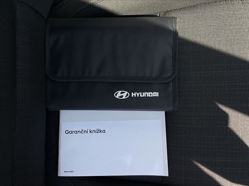 Hyundai Kona 1,0 T-GDI Comfort PDC+KLIMA - fotka 18 z 22