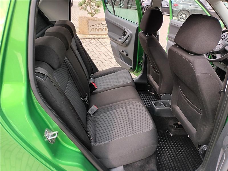 Škoda Fabia 1,2 TSI,KLIMA,TZ,VÝHŘEV,KOLA - fotka 20 z 46