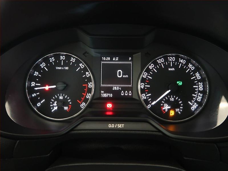 Škoda Octavia (2015) Style 2.0 TDI, Automat, Navi - fotka 11 z 15