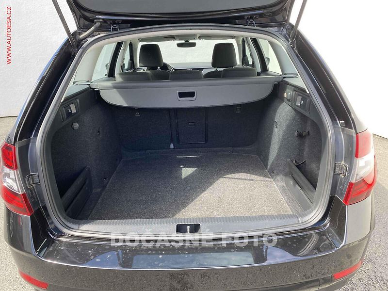 Škoda Octavia (2017) 1.6 TDi, 2.maj,ČR, Style, LED - fotka 7 z 16
