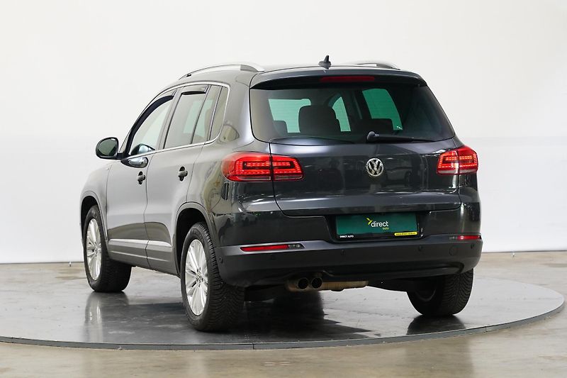 Volkswagen Tiguan - fotka 7 z 23
