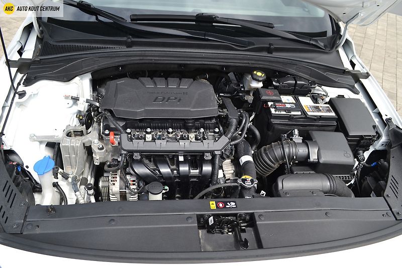 Hyundai i30 WG 1,5I MT SMART FAMILY NAVI - fotka 39 z 47