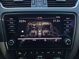 Škoda Octavia COMBI 2,0 TDI 150k M6 - náhled 22
