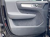 Volvo XC40 B3 PLUS BLACK EDITION ACC,360 - náhled 8