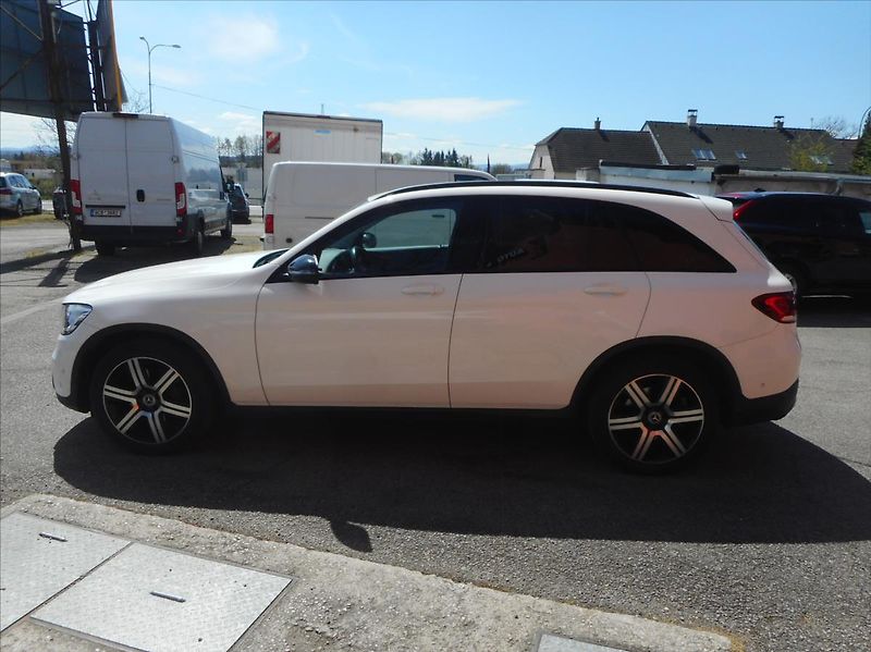Mercedes-Benz GLC 2,0 220 D 4MATIC - fotka 8 z 28
