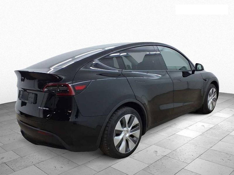 Tesla Model Y LONG RANGE DUAL MOTOR TZ 95,0% - fotka 4 z 14