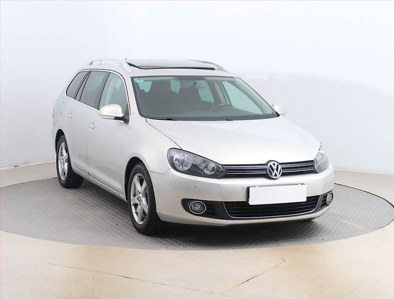 Volkswagen Golf (2010) 1.6 TDI, po STK, Tažné - fotografie inzerátu