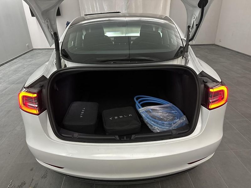 Tesla Model 3 LONG RANGE DUAL MOTOR TZ  98% - fotka 8 z 12